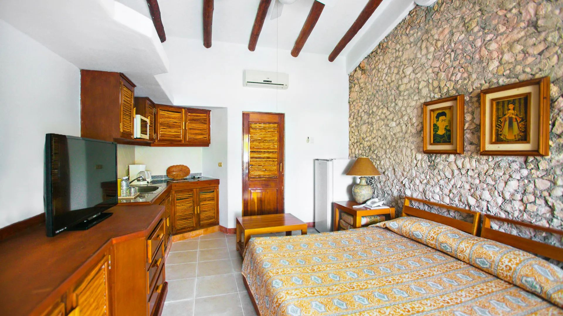 Casa Del Mar Cozumel Hotel & Dive Resort With Free Access To An Exclusive Beach Club