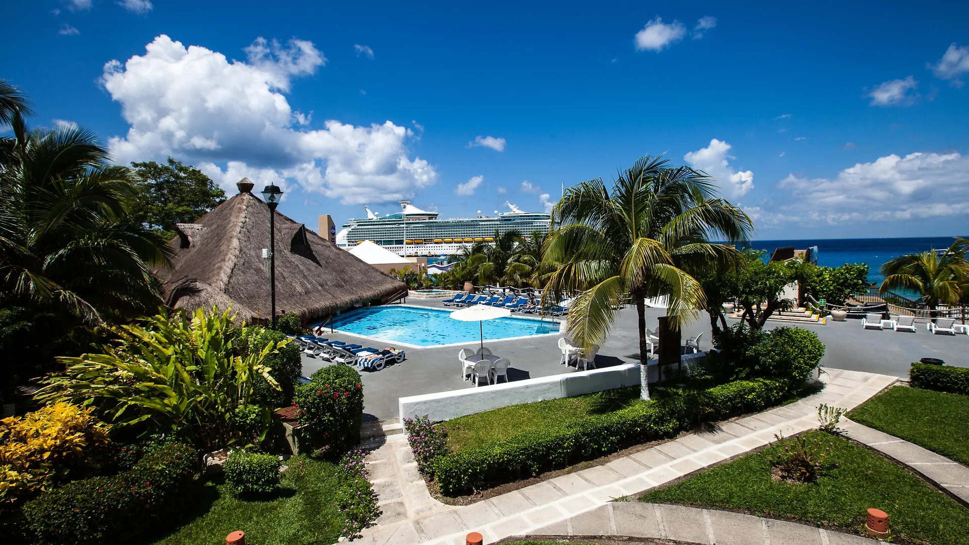 Casa Del Mar Cozumel Hotel & Dive Resort With Free Access To An Exclusive Beach Club