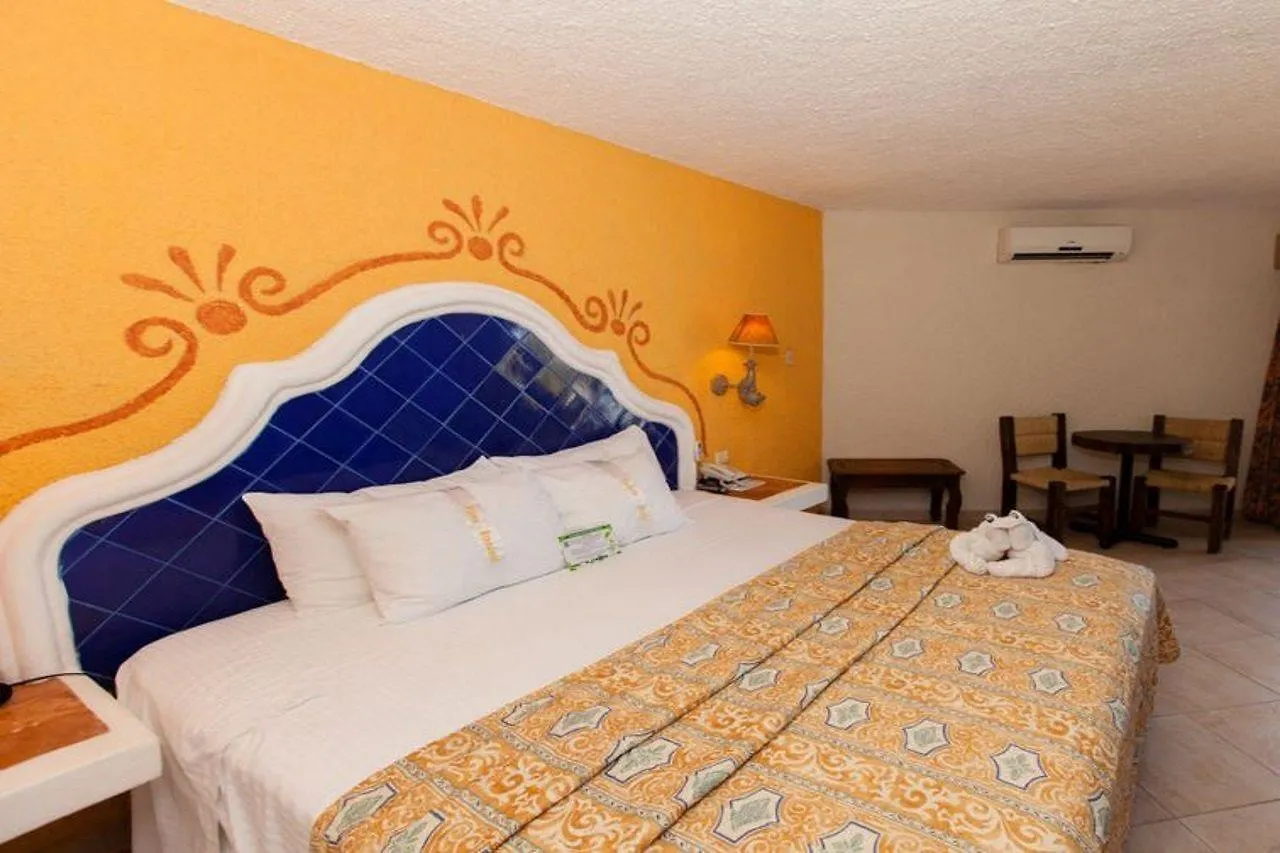 Casa Del Mar Cozumel Hotel & Dive Resort With Free Access To An Exclusive Beach Club