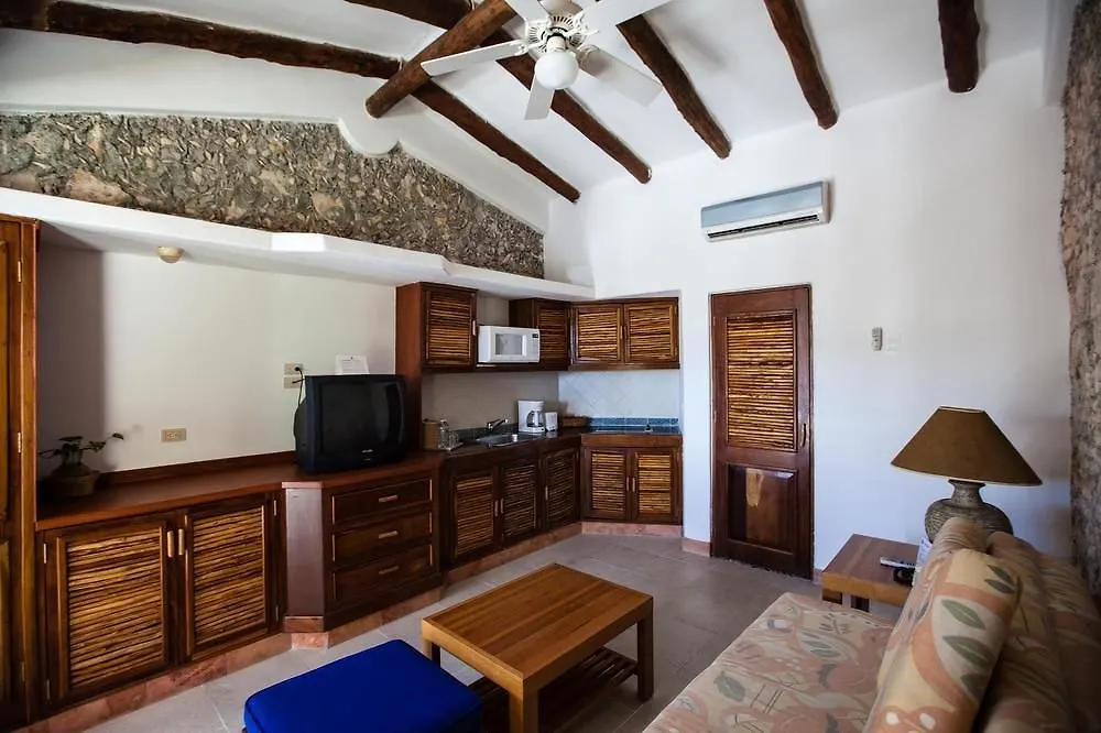 ****  Casa Del Mar Cozumel Hotel & Dive Resort With Free Access To An Exclusive Beach Club Мексика