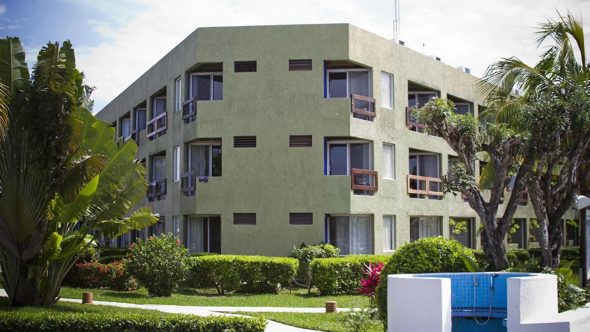 Casa Del Mar Cozumel Hotel & Dive Resort
