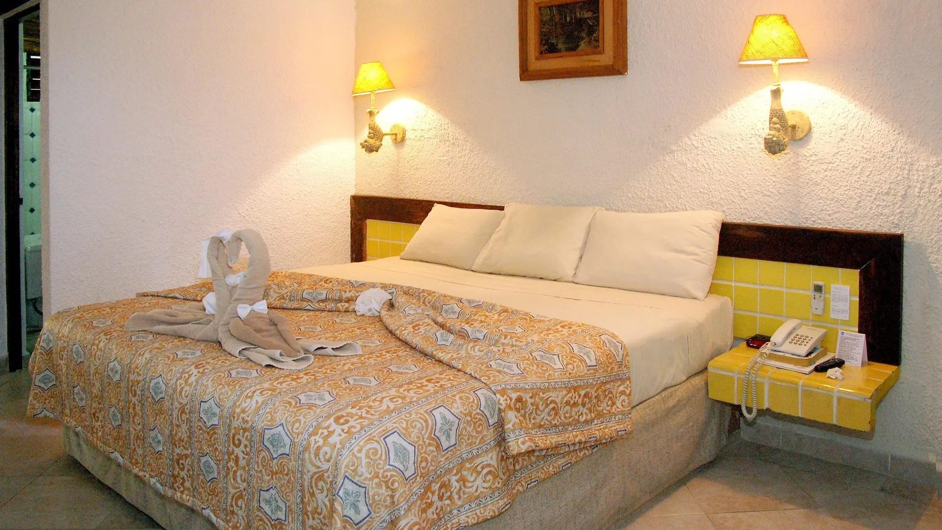 Casa Del Mar Cozumel Hotel & Dive Resort