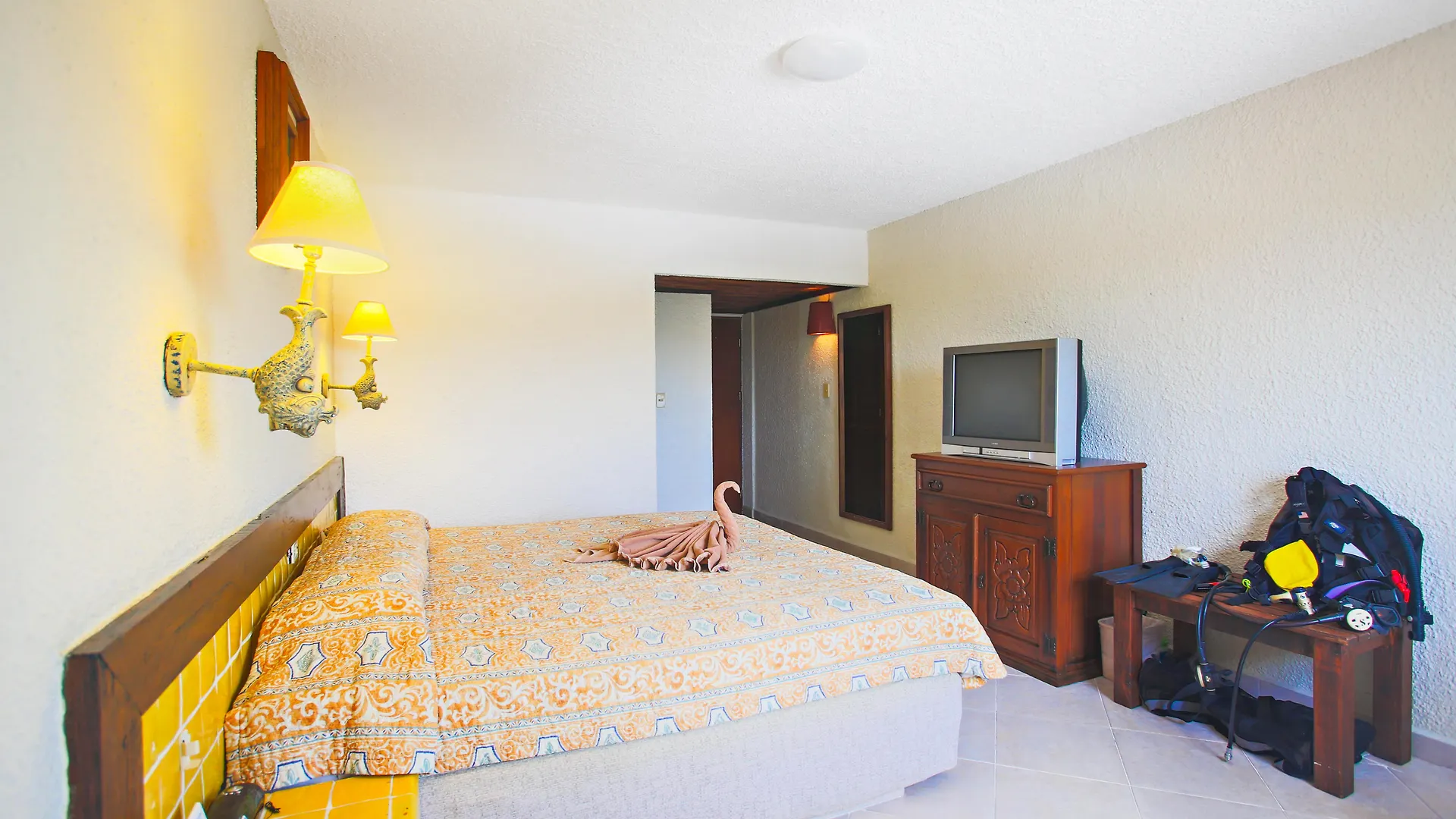 Casa Del Mar Cozumel Hotel & Dive Resort